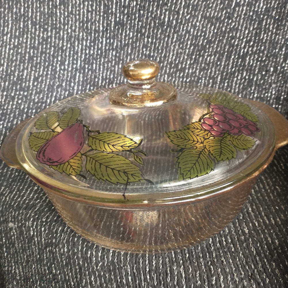 AMAZING "GEORGE BRIARD" ANCHOR HOCKING FIRE KING CASSEROLE DISH
